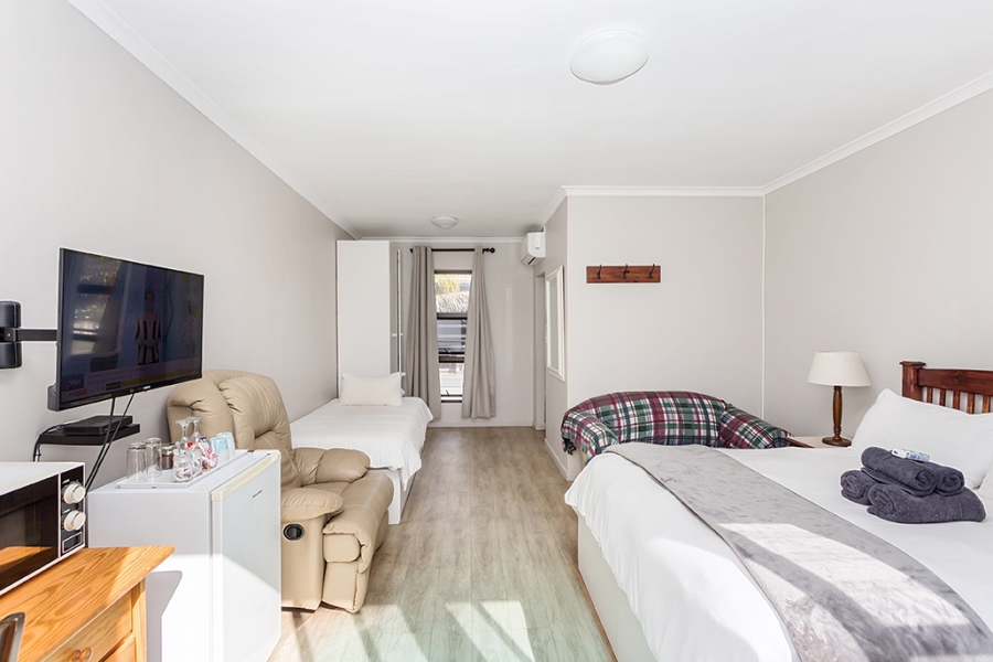 8 Bedroom Property for Sale in Melkbosstrand Central Western Cape